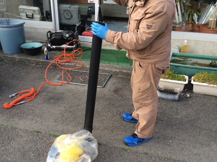 煙突の清掃イメージ画像